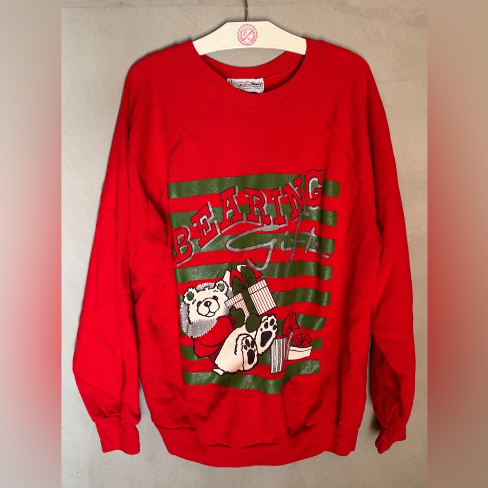 Vintage 90’s Malibu Beach Club Bearing Gifts Christmas sweater sweatshirt XL red